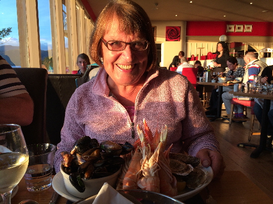 The Holly Tree's Seafood Rendevous - a platter and a half!