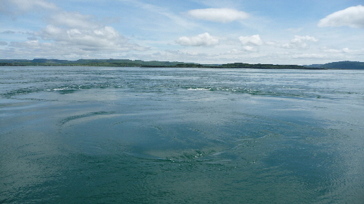 More swirls in the Sound of Jura