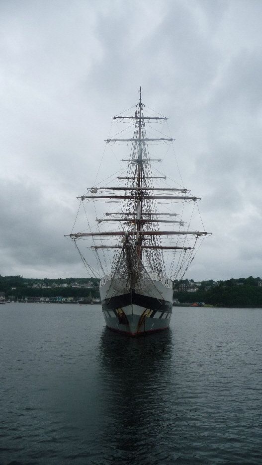 She was anchored in Tobermory Bay